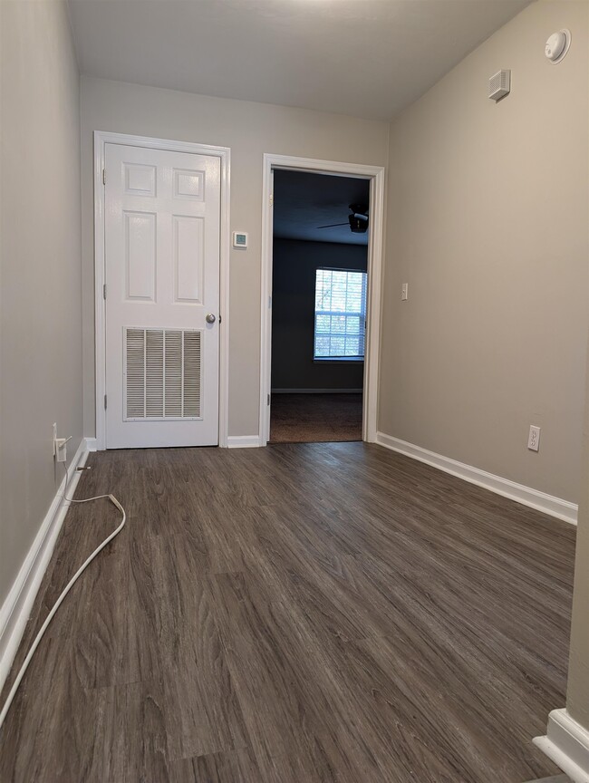 Building Photo - 4262 Augustus Oak Ct