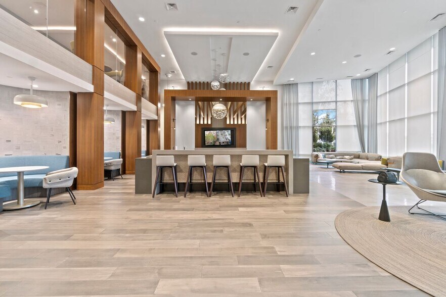 Building Photo - 145 Riverhaven Dr