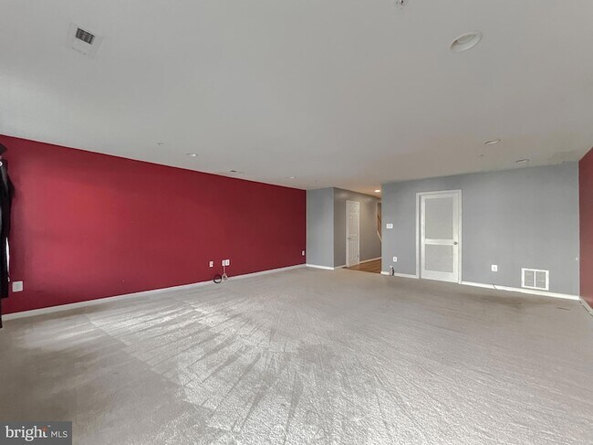 Building Photo - 45571 Catalina Ln