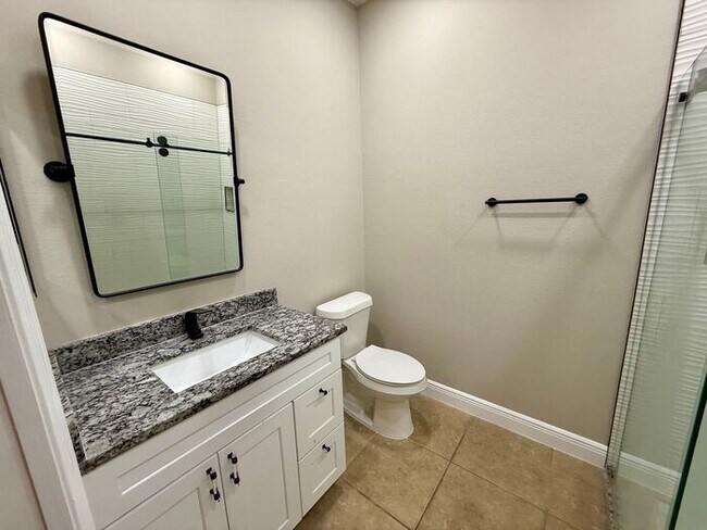 Building Photo - 3/2.5 Townhome in St Cloud-AVAILABLE NOW