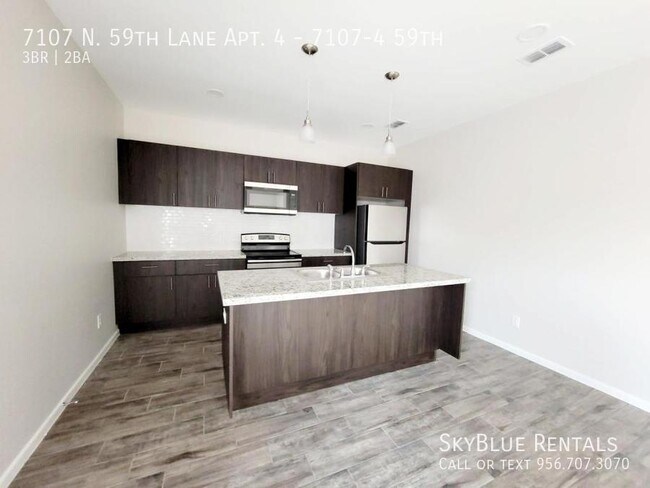 Building Photo - 7107 N 59th Ln
