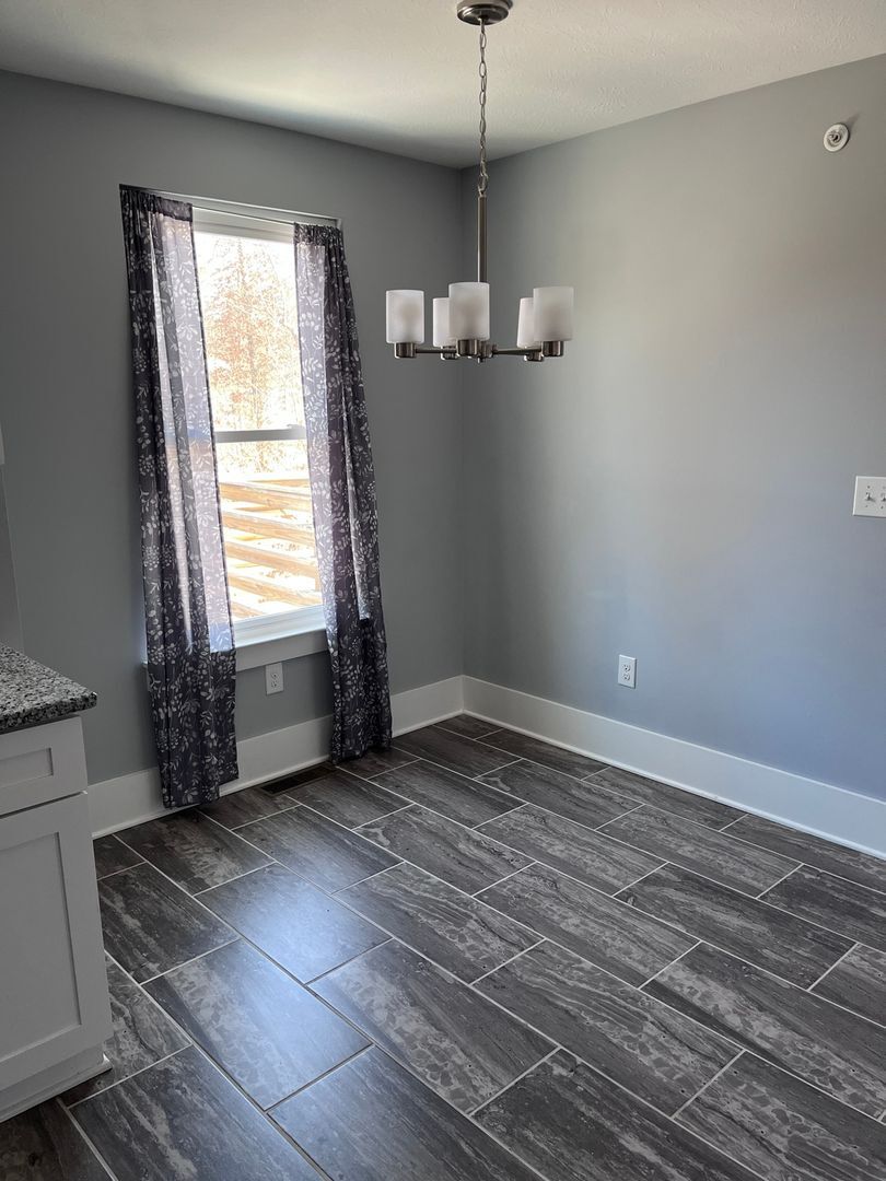 Building Photo - 509 Hickory Cir