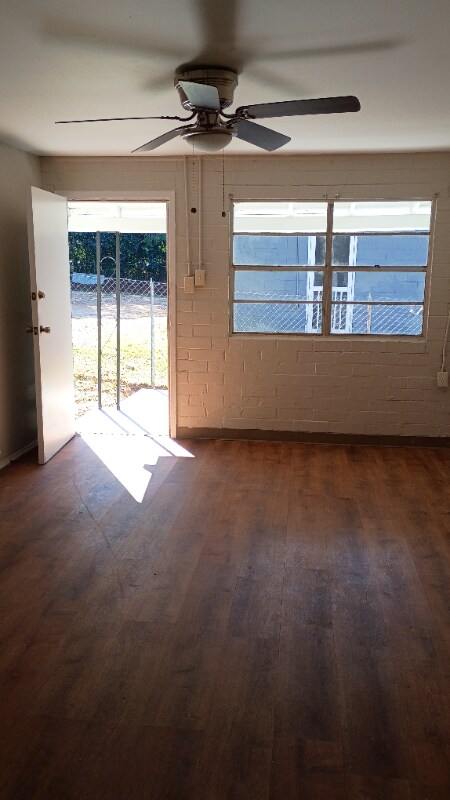 Building Photo - 2412 Mason St