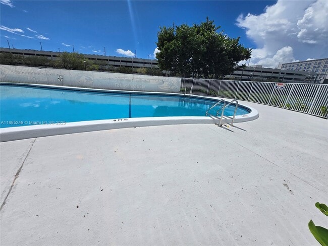 Building Photo - 7660 SW 82nd St