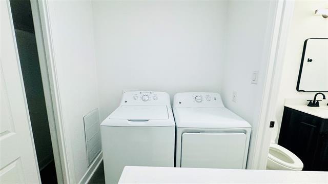 Building Photo - 7900 Brookriver Dr