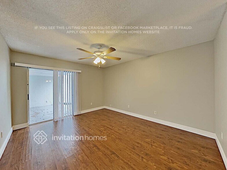 Building Photo - 312 S Moss Rd