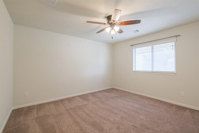 Building Photo - 6811 Gonzales Pt