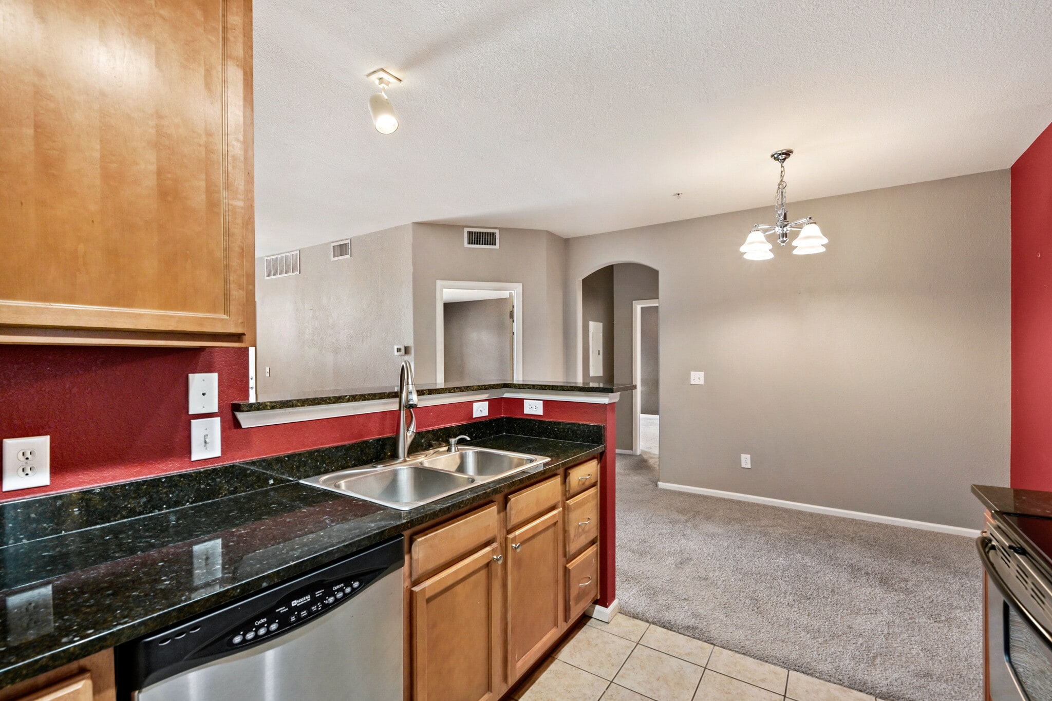 Building Photo - 3000 Blue Sky Cir