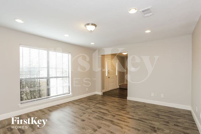 Building Photo - 2345 Kildeer Trail