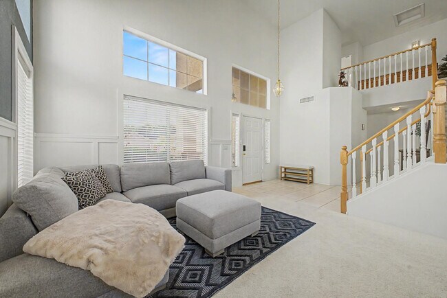 Building Photo - 7464 W Potter Dr