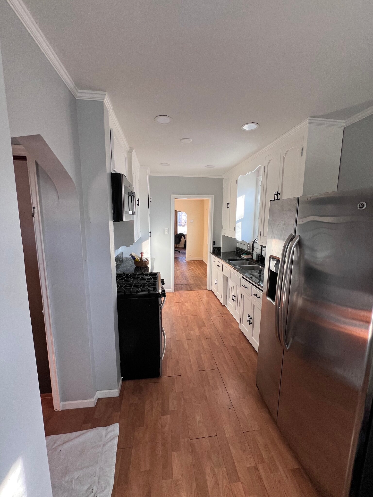 Building Photo - 4536 Park Ave