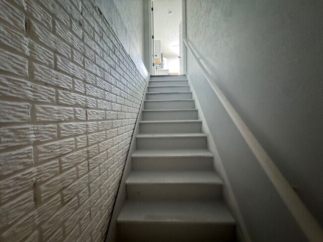 Building Photo - Newly Renovated 3BR/2BA Single-Family Home with Garage – Cleveland