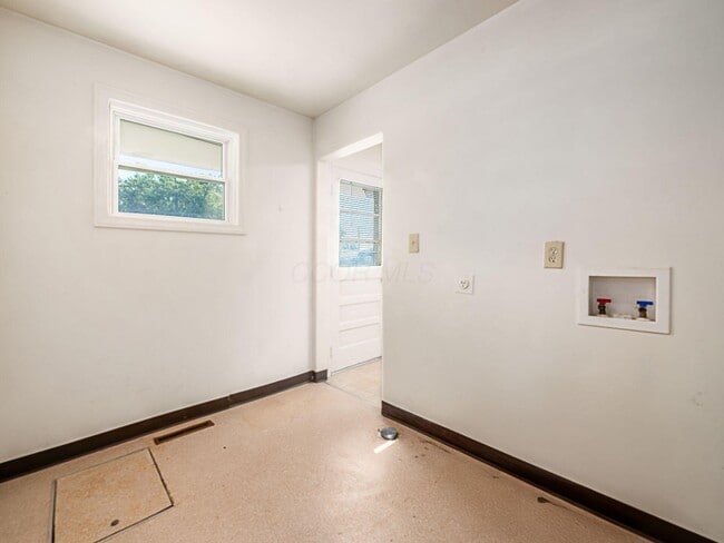 Building Photo - 1140 Eastfield Rd