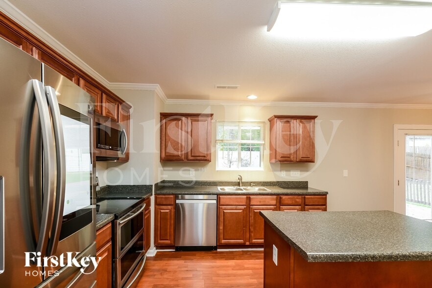 Building Photo - 3813 Shepway Loop