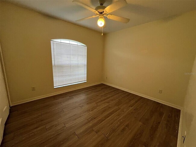 Building Photo - 7450 Blutter Rd