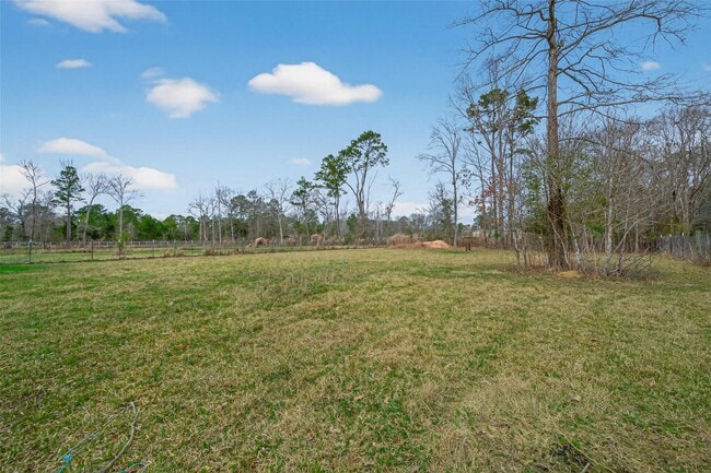 Building Photo - 15933 W Relza Dr