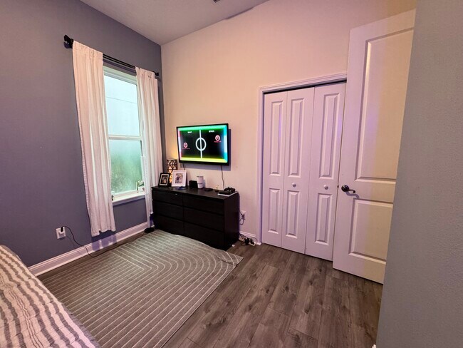 Building Photo - 55 Cortona Ln