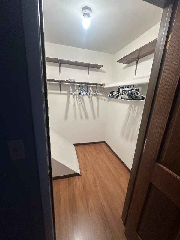 Building Photo - 310 Farmingdale Cir