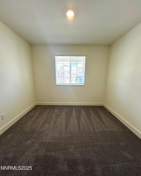Building Photo - 963 Cascade Range Dr