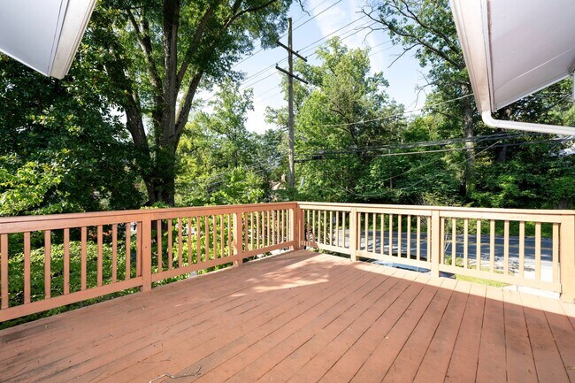 Building Photo - Gorgeous 5BR/3FB Bethesda Home - Spacious ...