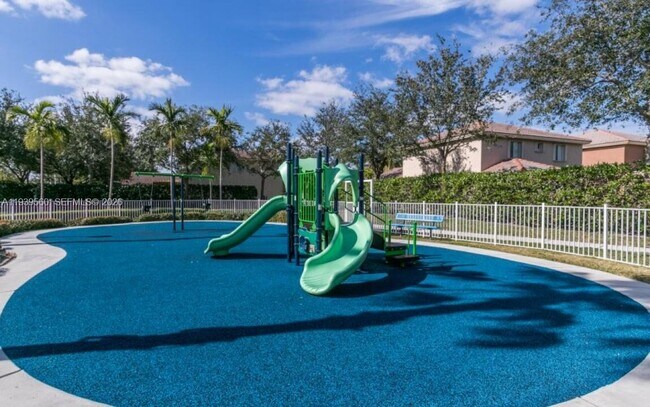 Building Photo - 3779 Pebblebrook Ct