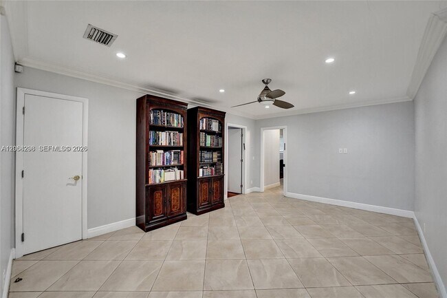 Building Photo - 3671 N 47th Ave