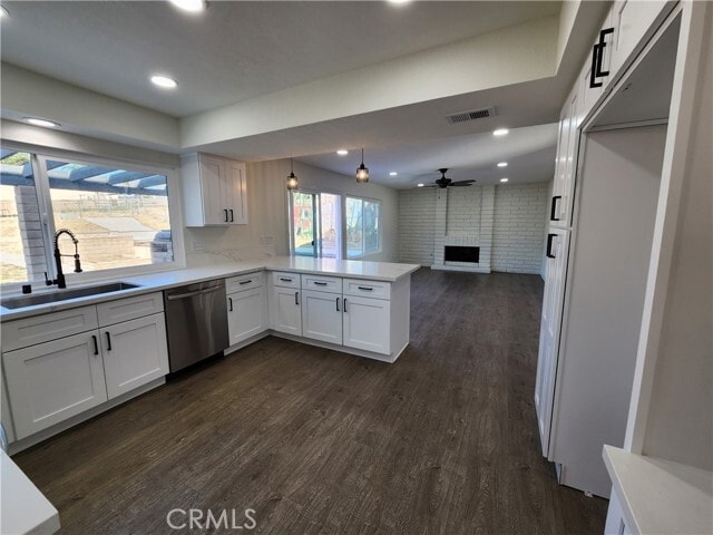 Building Photo - 2341 Del Mar Rd