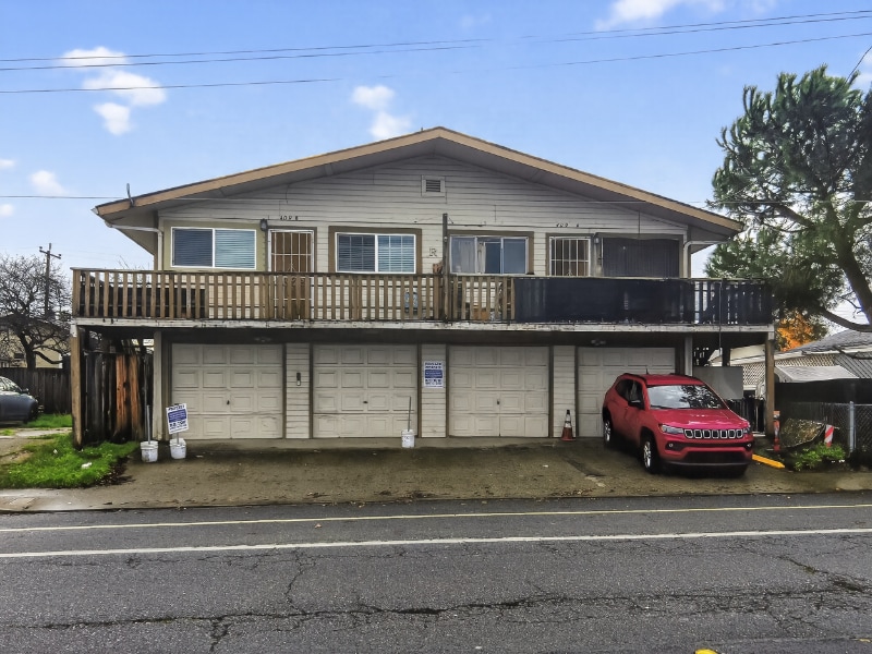 Building Photo - 408 W 19th St