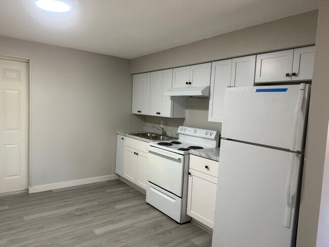 Building Photo - one bed one bath