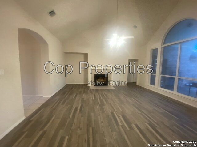 Building Photo - 5115 Sagail Pl