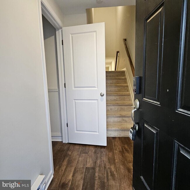 Building Photo - 107 Kramer Ct