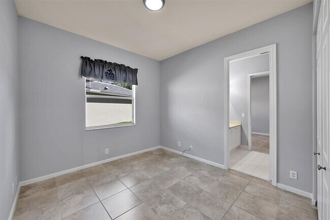 Building Photo - 9671 Osprey Isles Blvd