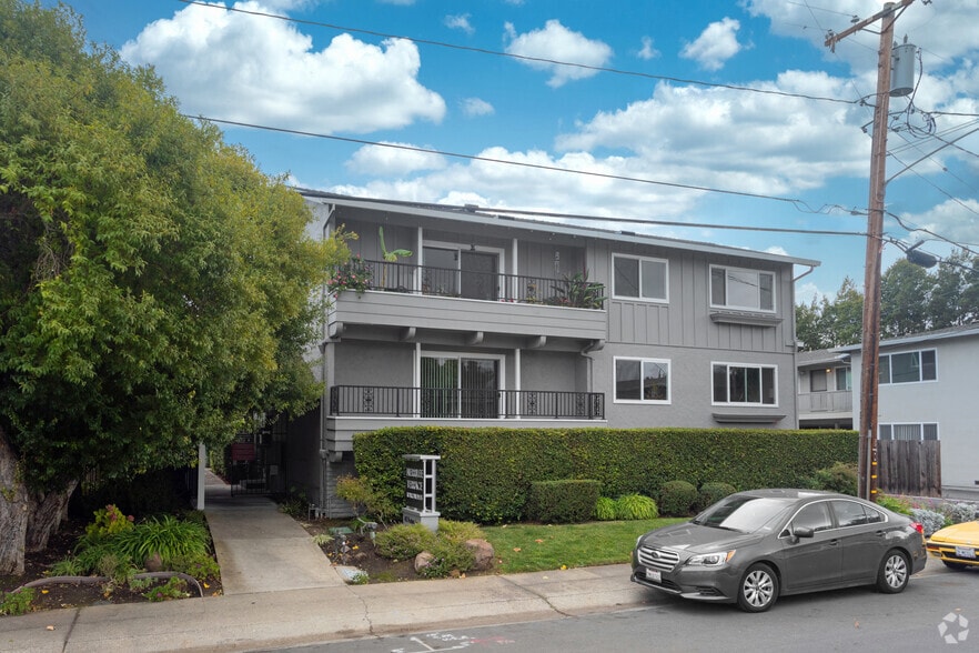 Building Photo - Merrilee Terrace Apartments