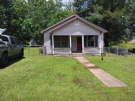 Building Photo - 207 N Elizabeth Ave