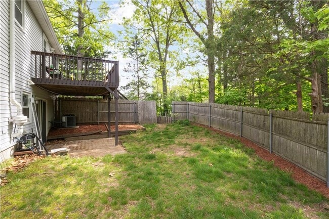 Building Photo - 32 Lawnacre Dr