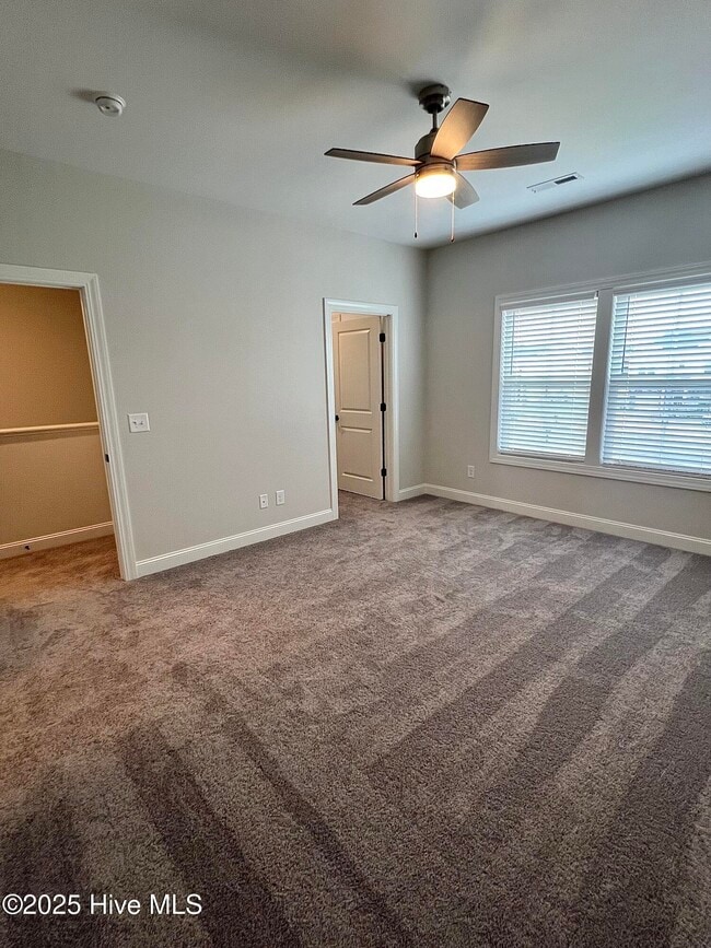 Building Photo - 2105 N Kali Ln