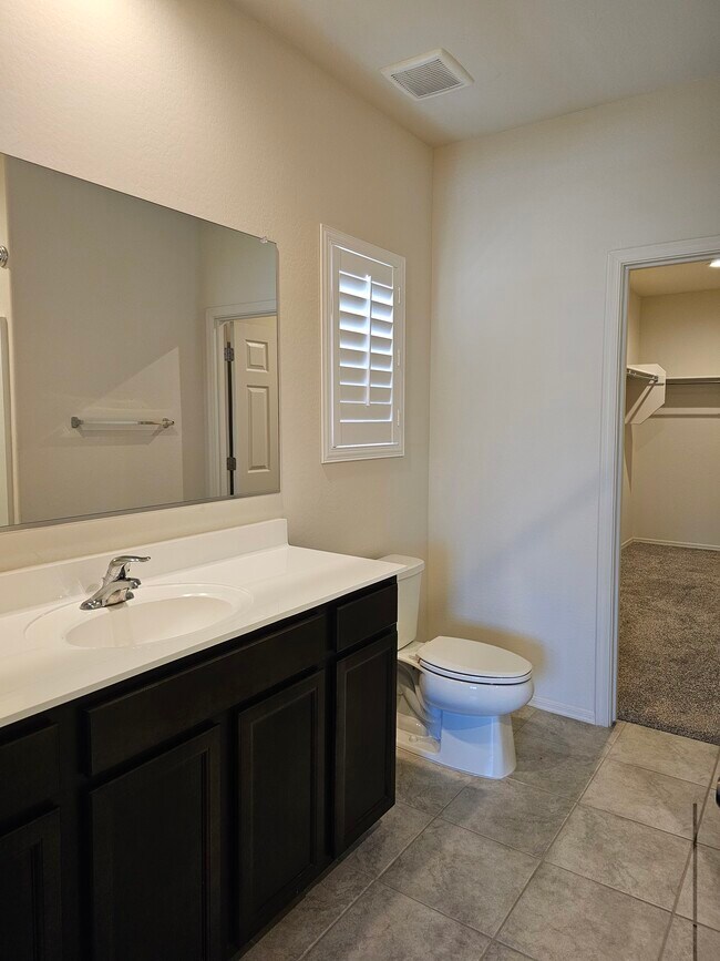 Building Photo - 24388 W Verlea Dr