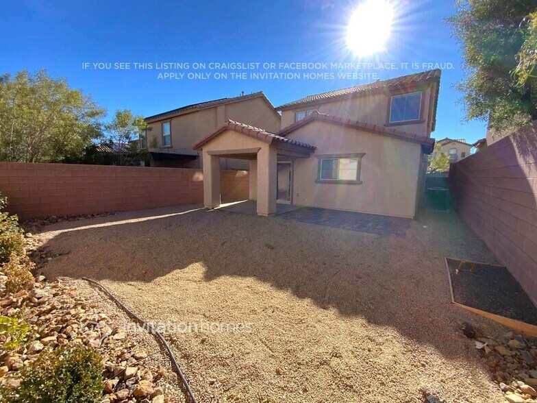 Building Photo - 10818 Beach House Ave