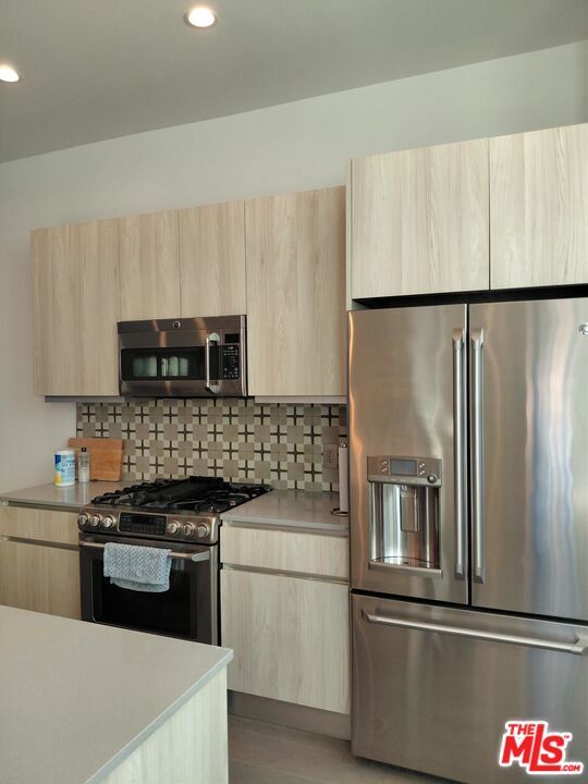 Building Photo - 1824 Redondo Blvd