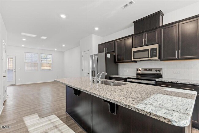 Building Photo - 1504 Crescent Townes Wy