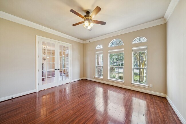 Building Photo - 8702 Stowe Creek Ln