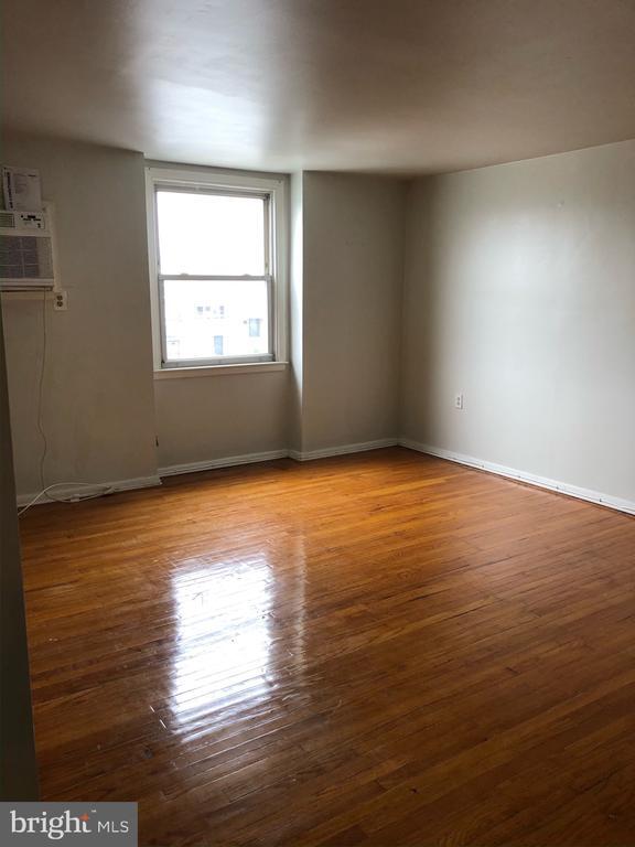 Building Photo - 3277 Morrell Ave