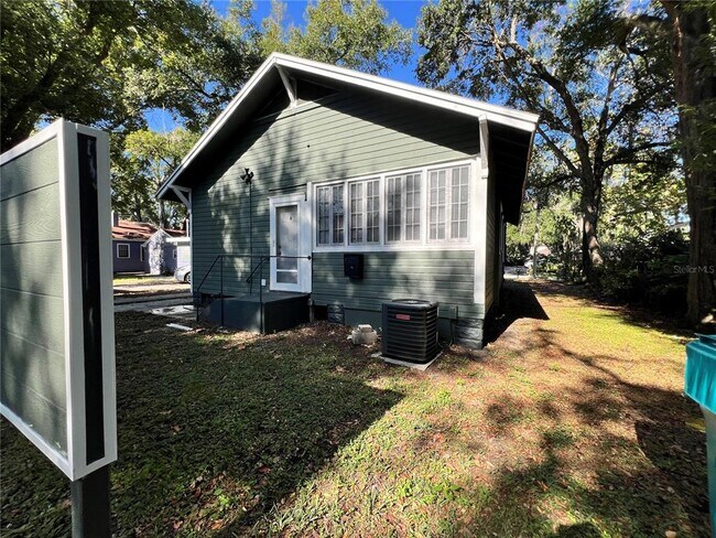 Building Photo - 412 Briercliff Dr