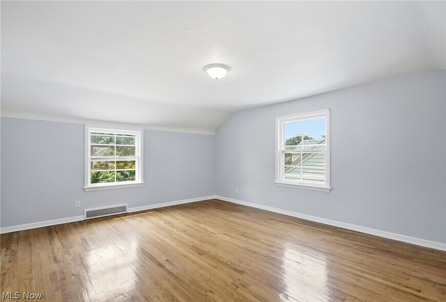 Building Photo - 1159 Brandon Rd