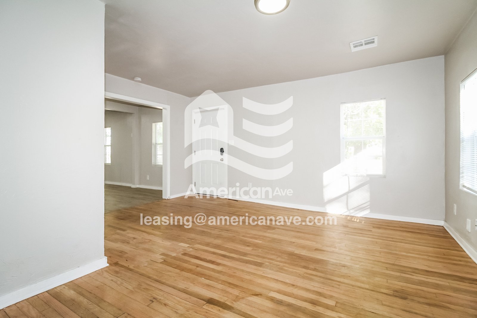 Building Photo - 206 W Kittyhawk Dr
