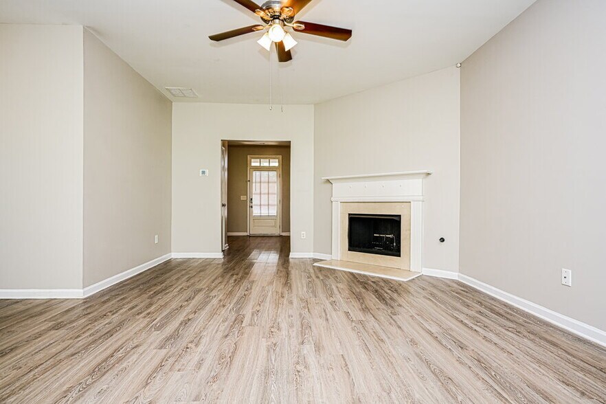 Building Photo - 512 Anglewood Trace