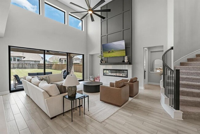 Building Photo - 27111 Velencia Mist Ct
