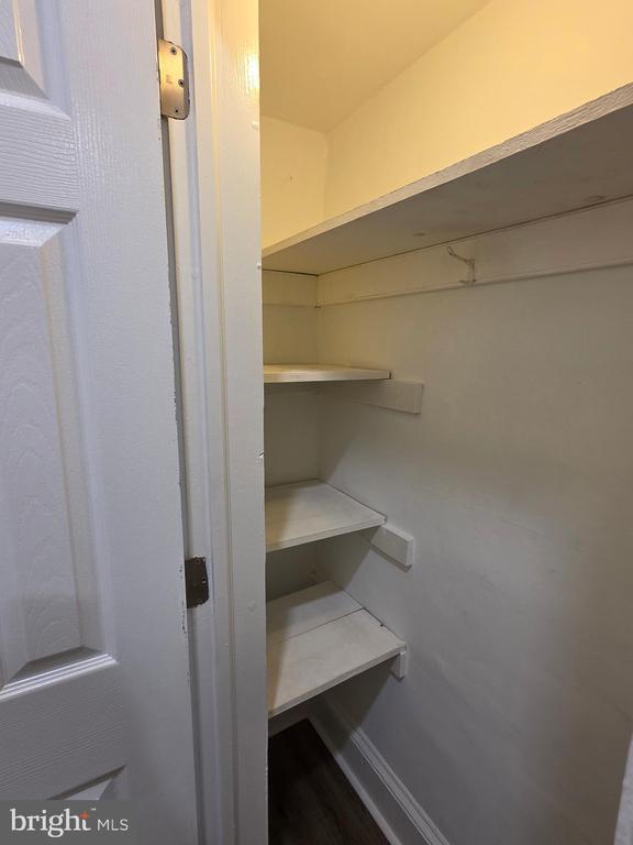 Building Photo - 2715 E Ontario St