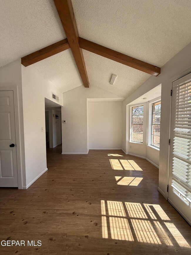 Building Photo - 1670 Jones Ln
