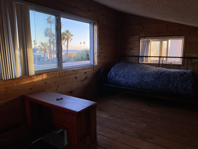 Loft Ocean View - 17142 Pacific Coast Hwy